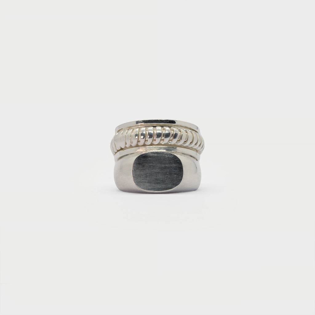 Signet ring and two overlaped ring bands.