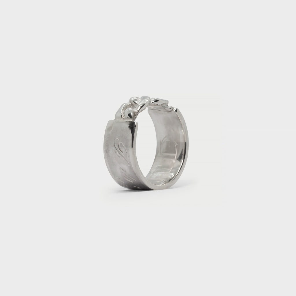 Found engraved nameplate bracelet, Rdo. de tu madre.